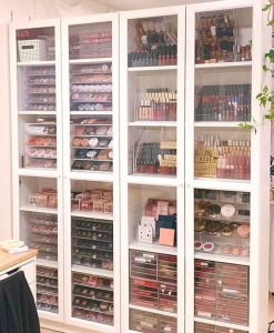 how to konmari your makeup collection