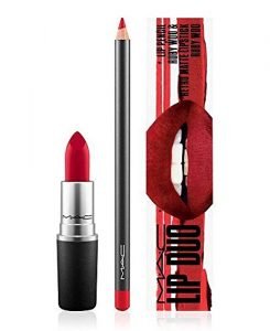 best gifts for flight attendant cabin crew gift guide